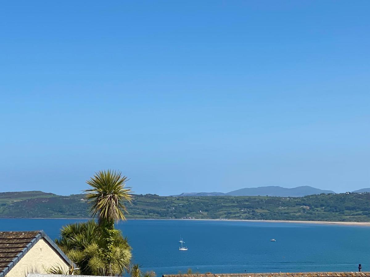 Apartment 3 Benllech With Sea Views Exterior photo