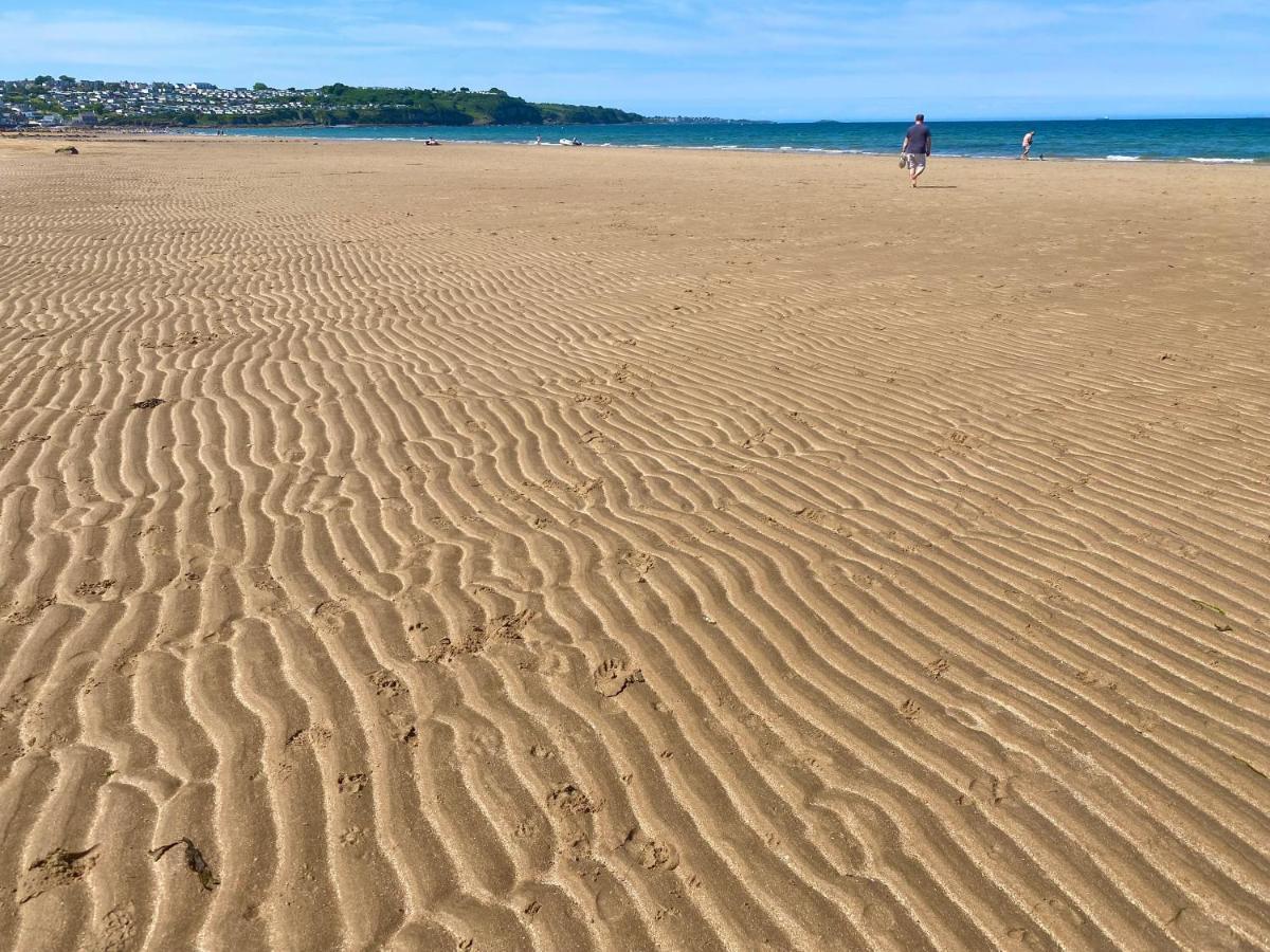 Apartment 3 Benllech With Sea Views Exterior photo